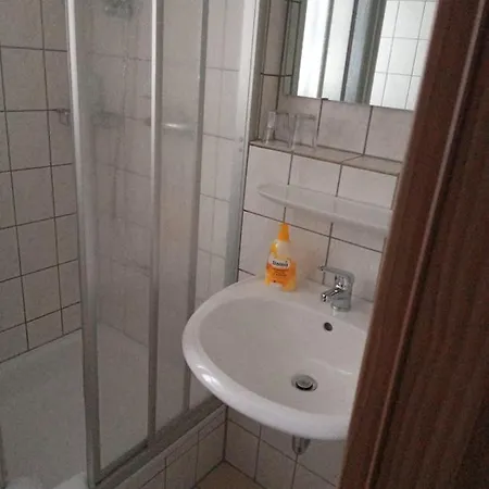 Otel Hausener Dorfkrug Frankfurt am Main